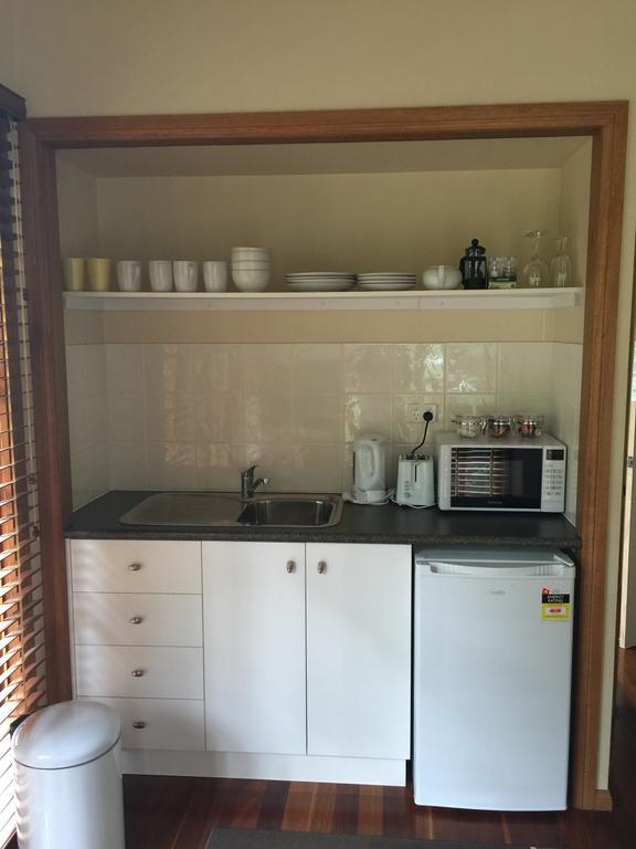 Allumbah Pocket Cottages Yungaburra Bagian luar foto