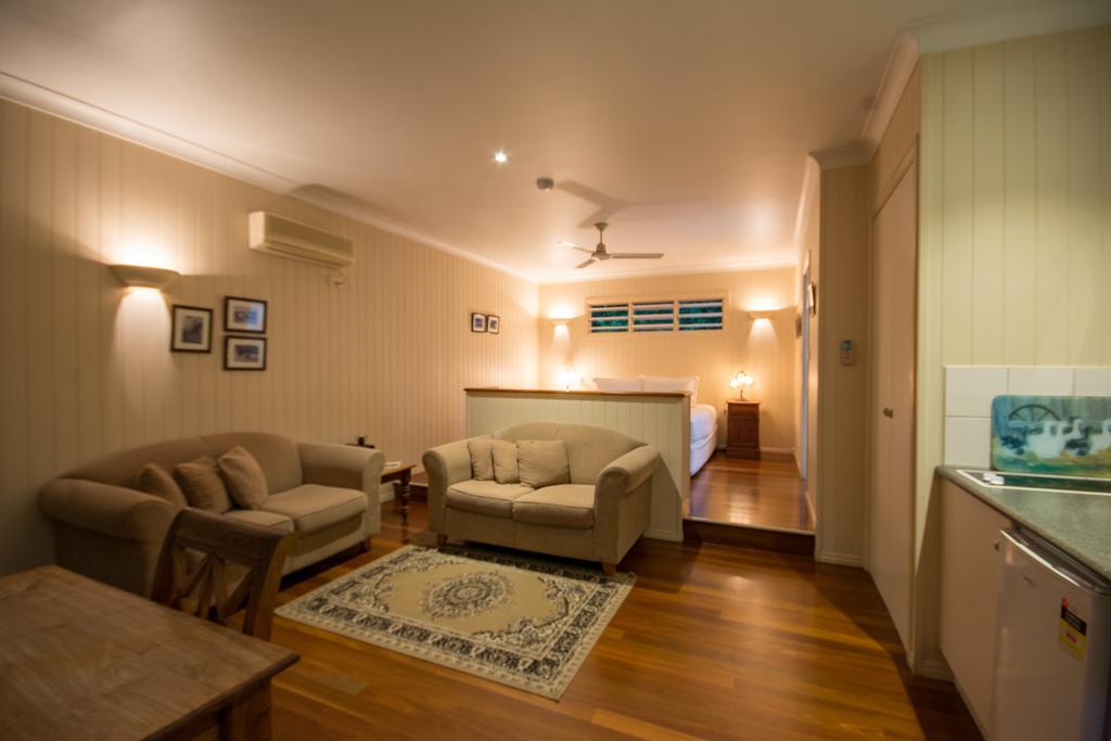 Allumbah Pocket Cottages Yungaburra Bagian luar foto