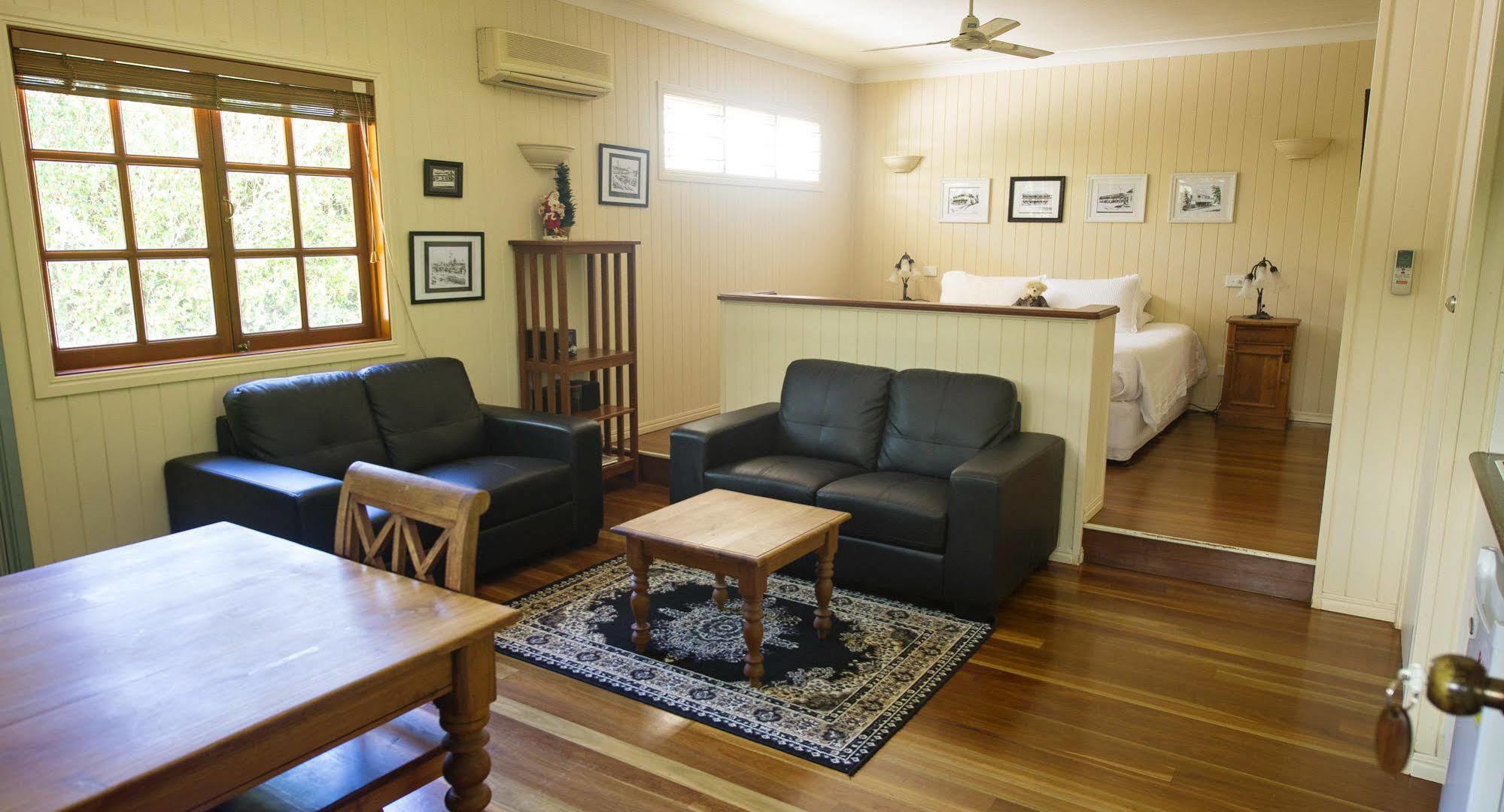 Allumbah Pocket Cottages Yungaburra Bagian luar foto