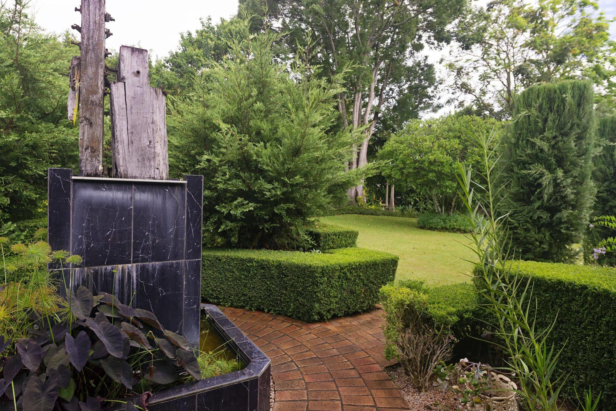 Allumbah Pocket Cottages Yungaburra Bagian luar foto
