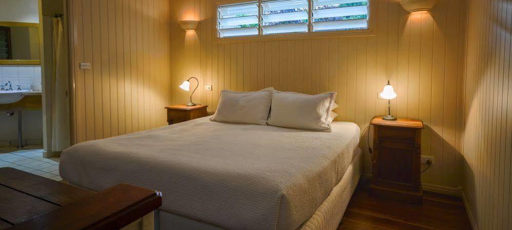 Allumbah Pocket Cottages Yungaburra Bagian luar foto